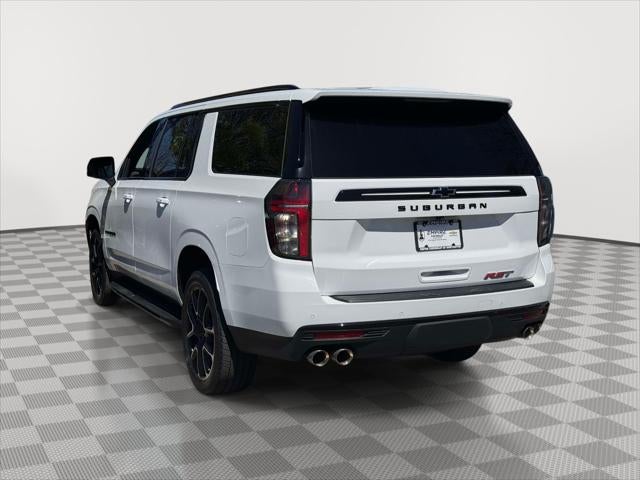 2023 Chevrolet Suburban RST