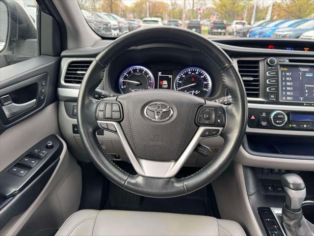 2017 Toyota Highlander Limited