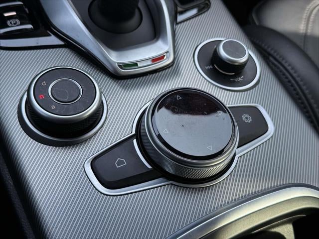 2023 Alfa Romeo Stelvio Veloce