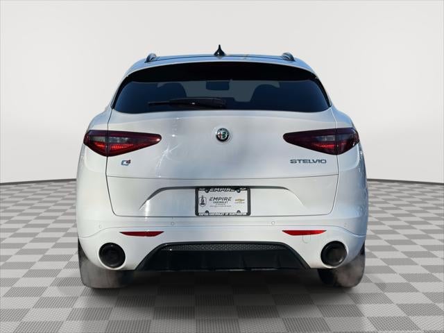 2023 Alfa Romeo Stelvio Veloce