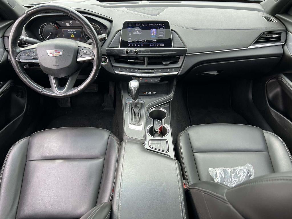 2023 Cadillac CT4 Luxury