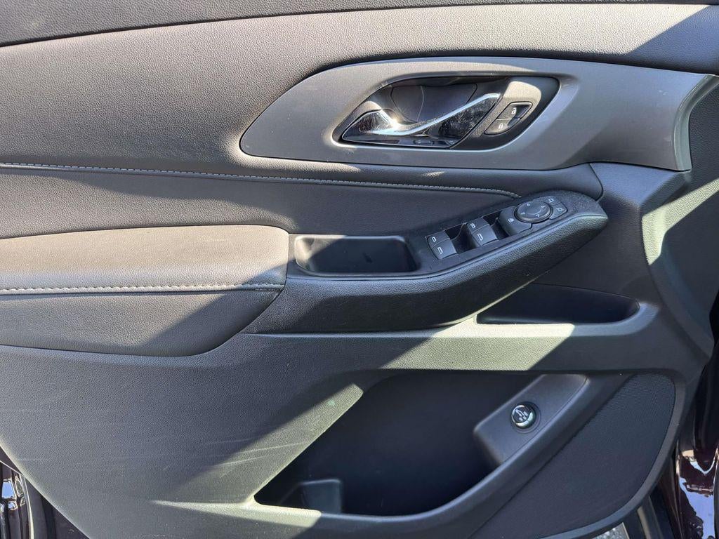 2023 Chevrolet Traverse FWD LT Cloth