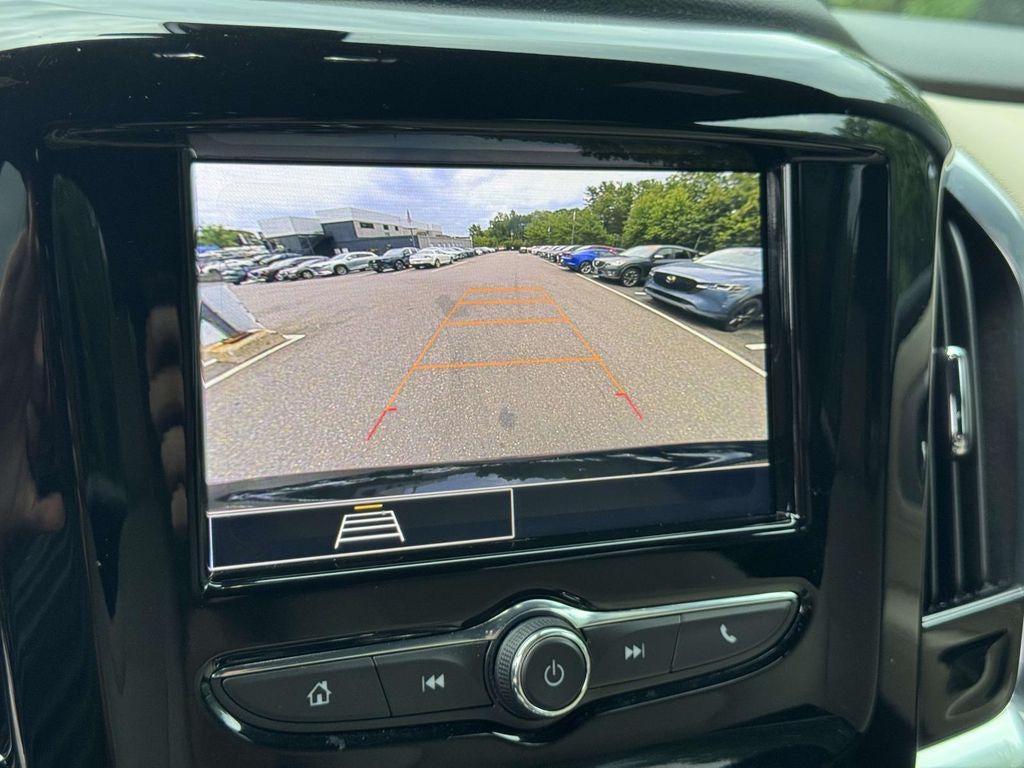 2022 Chevrolet Traverse AWD LS