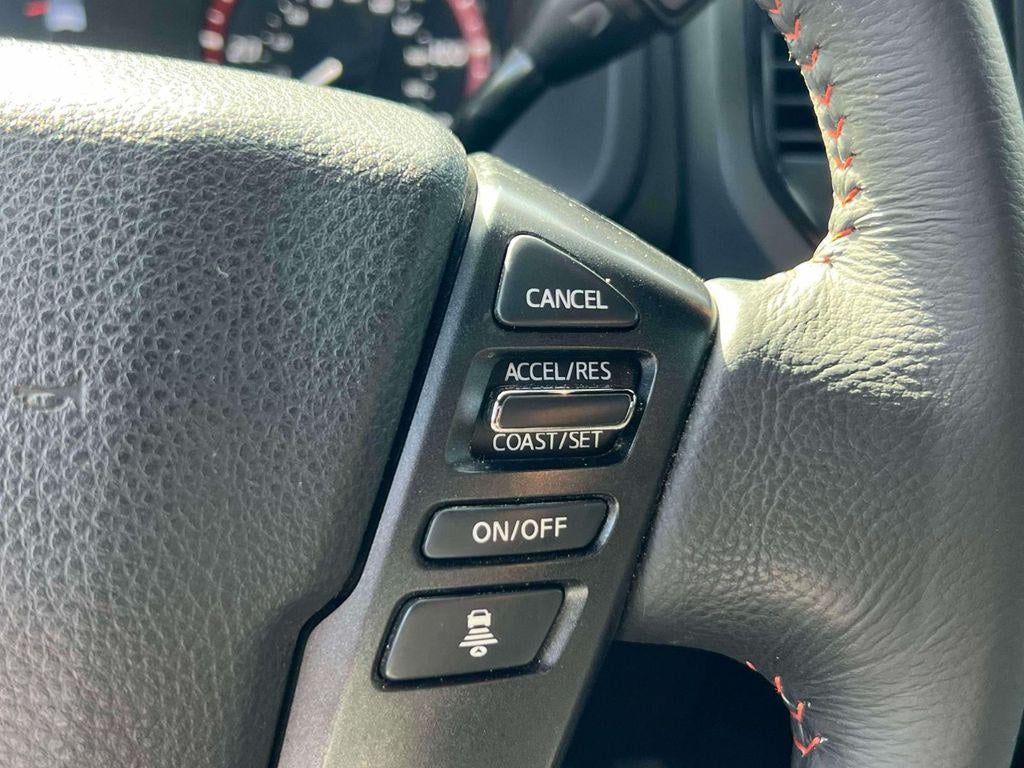 2021 Nissan TITAN Crew Cab PRO-4X 4x4