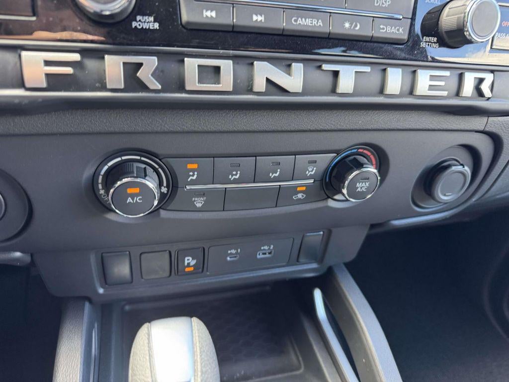 2025 Nissan Frontier Crew Cab SV 4x2