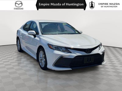 2022 Toyota Camry LE AWD
