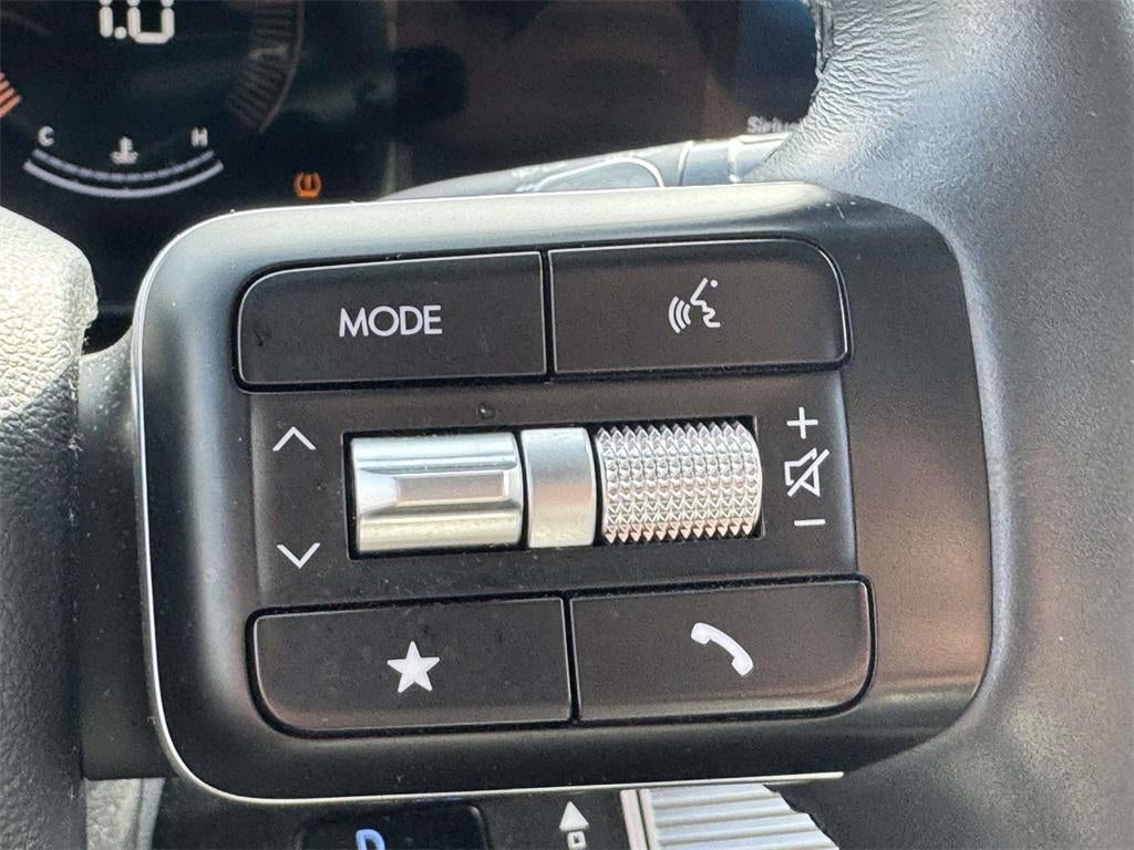 2025 Hyundai Santa Fe SE