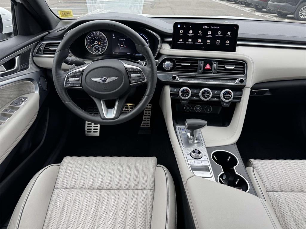 2023 Genesis G70 2.0T AWD