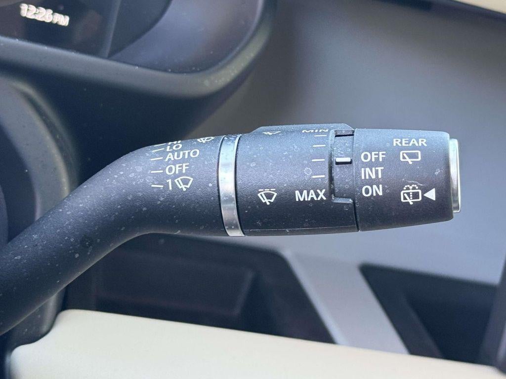 2024 Land Rover Defender 110 S
