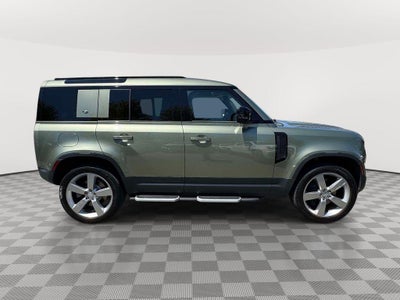 2024 Land Rover Defender 110 S