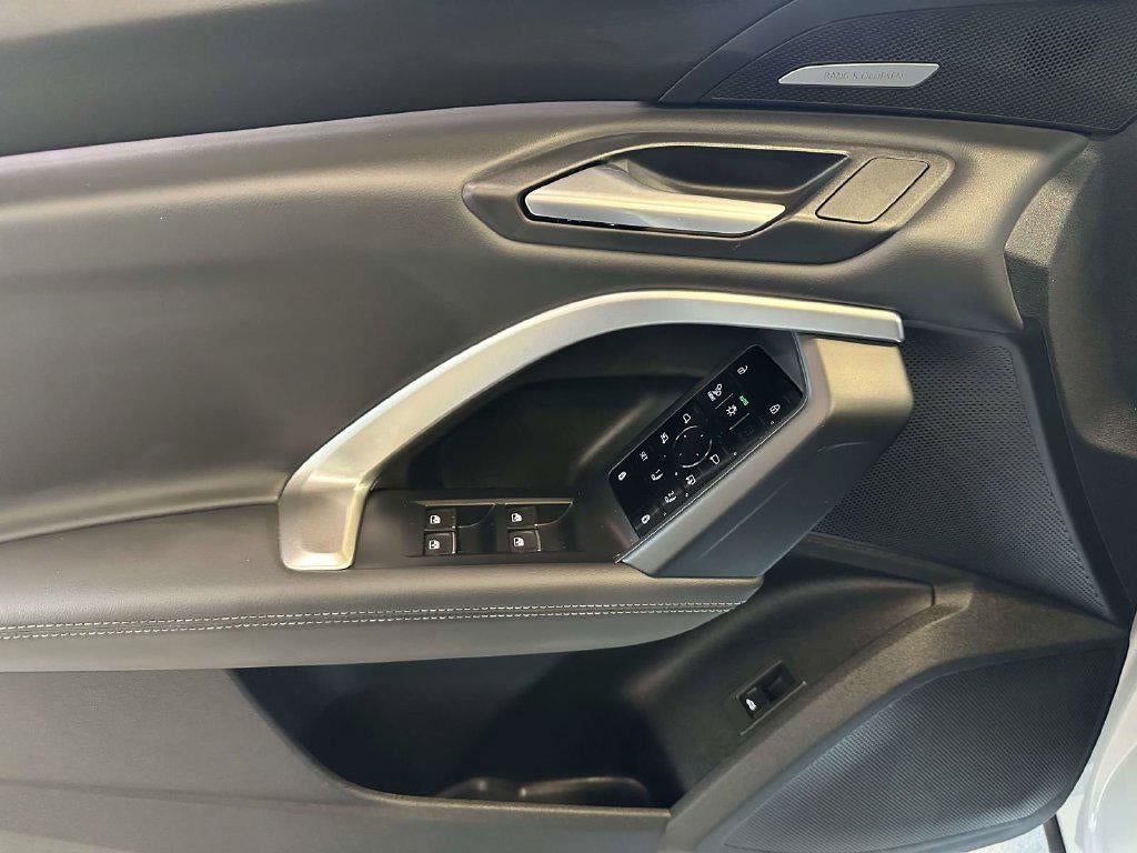 2026 Audi Q5 Premium Plus TFSI quattro S tronic