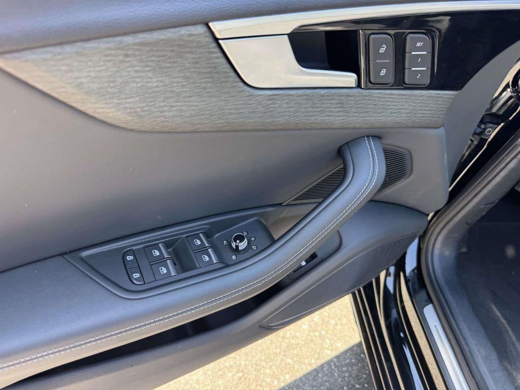 2024 Audi A4 Premium Plus 45 TFSI S line quattro S tronic