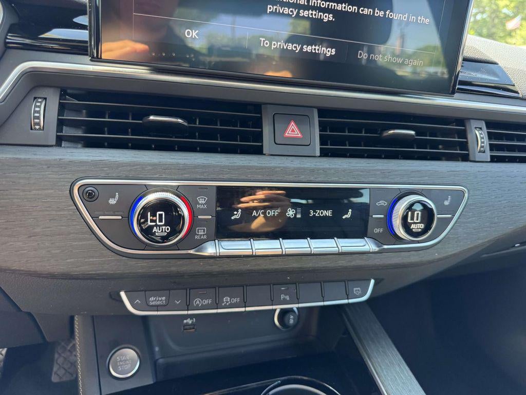 2024 Audi A4 Premium Plus 45 TFSI S line quattro S tronic