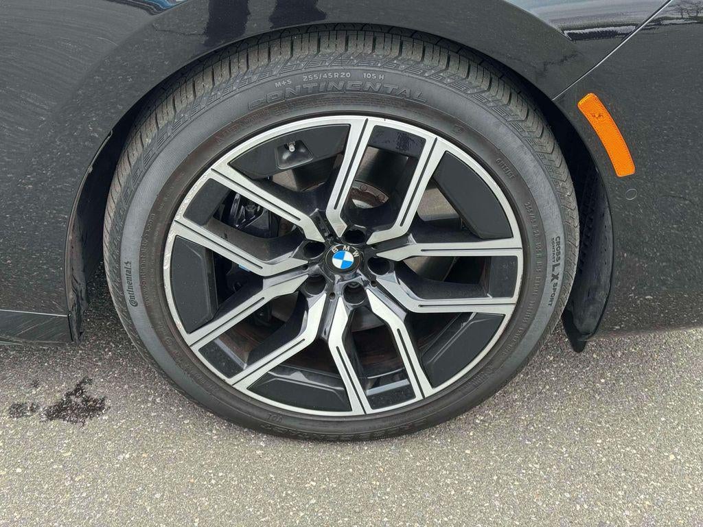 2023 BMW 7 Series 760i xDrive